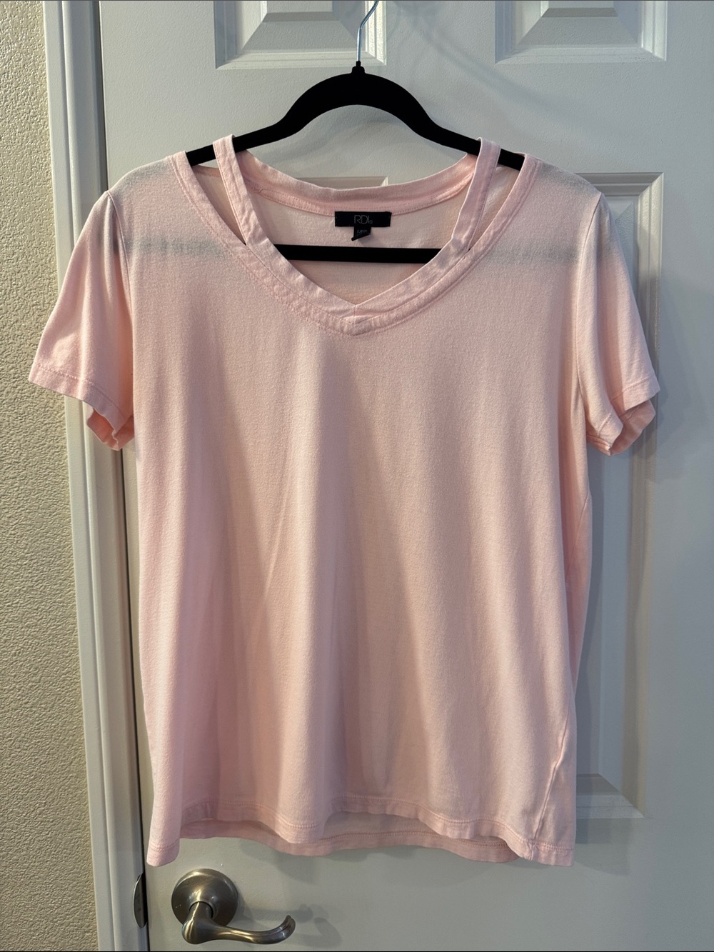 RDI Pink Soft Jersey Cutout V-Neck Short Sleeve T-Shirt